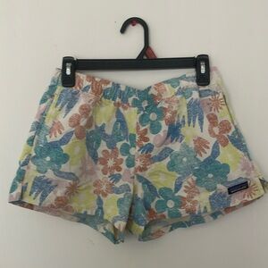 EUC Women's Patagonia Barely Baggies 2.5” Shorts size S